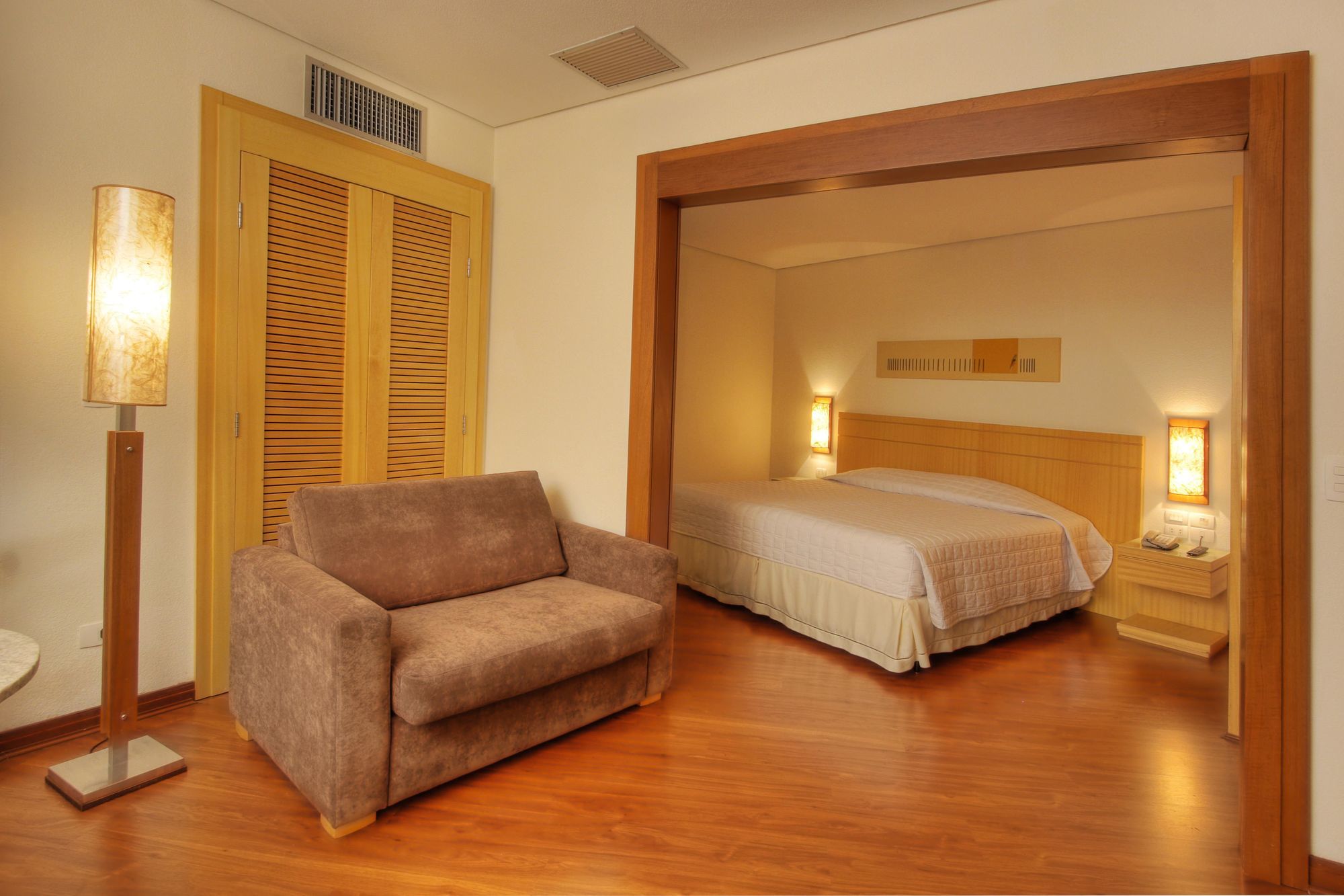 Bristol Brasil 500 Curitiba Batel Hotel ภายนอก รูปภาพ